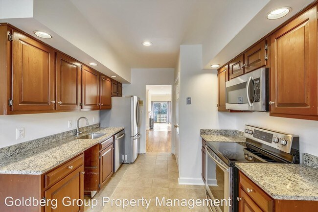 Foto del edificio - 4226 1/2 River Rd NW