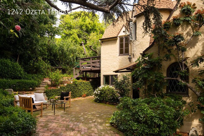 Foto del edificio - 1242 Ozeta Terrace