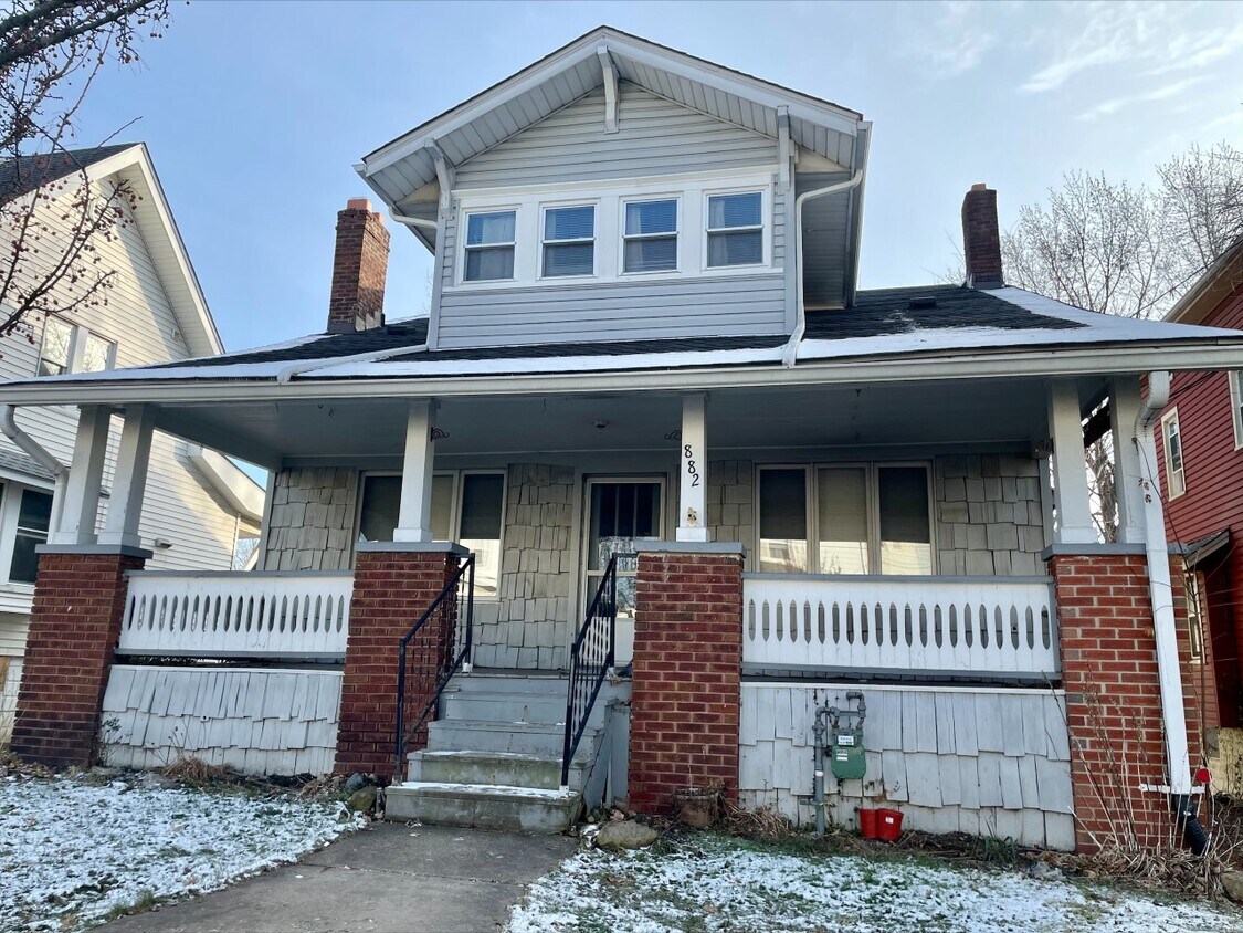 882 Redfern Ave, Akron, OH 44314 House Rental in Akron, OH