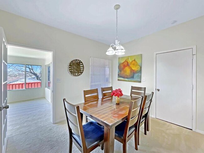 Foto del edificio - 854 Saddle Rd