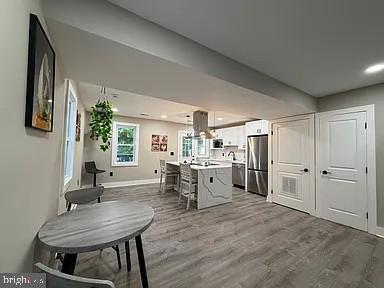 Foto del edificio - 4523 Dix St NE