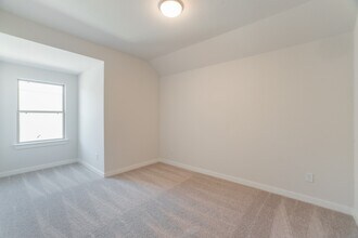 Building Photo - 17138 Crimson Crest Dr