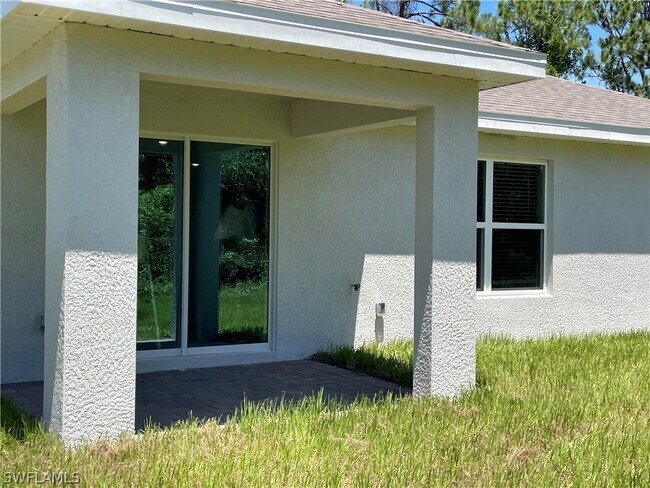 Building Photo - 4603 Karen Ave S
