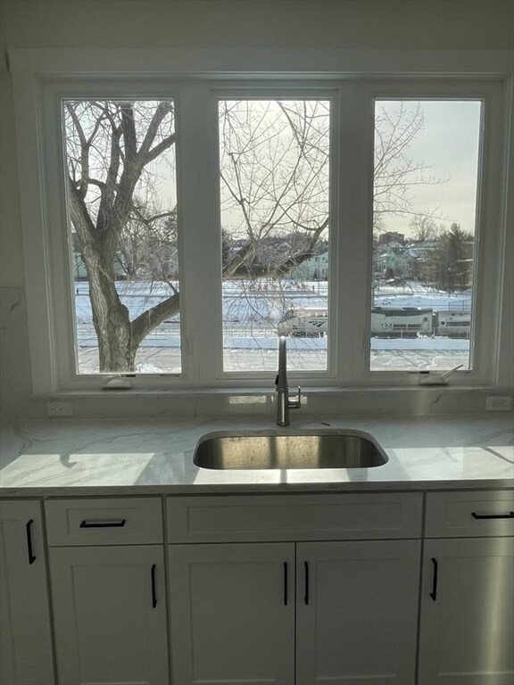 Building Photo - 40 Vernon St