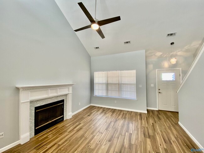 Building Photo - 304 Harvestwood Ct