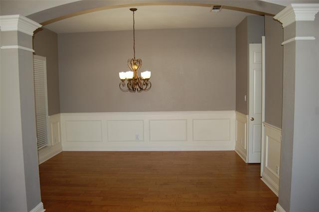 Building Photo - 2011 Glen Manor Rd