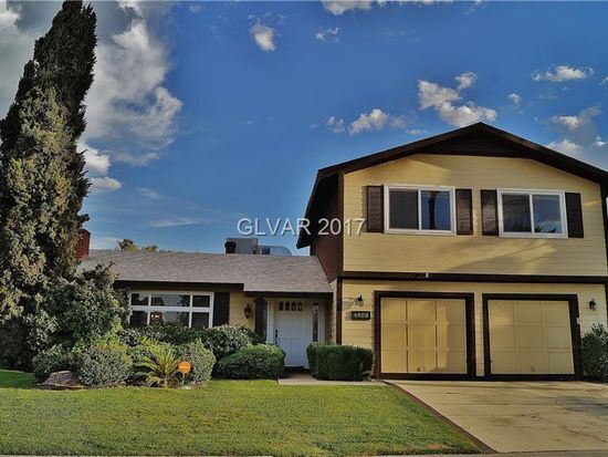 Primary Photo - 4689 La Fonda Dr