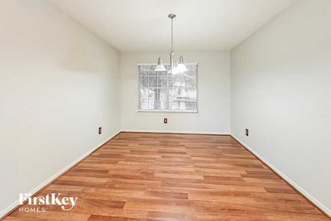 Building Photo - 21602 Skyla Cir