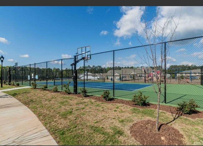 Foto del edificio - 1009 Manorhaven Dr