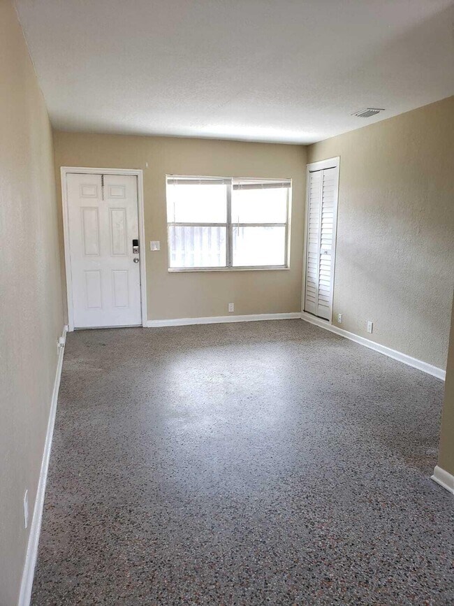Foto del edificio - 3712 Henry Ave