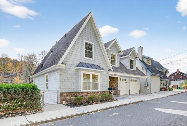 Foto del edificio - 165 Piermont Ave