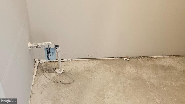 Building Photo - 36 Elliot Ln
