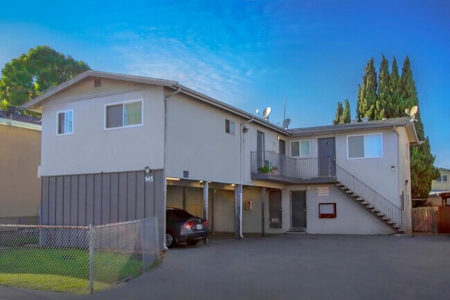 Foto del edificio - 545 Hampshire Ave