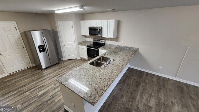 Building Photo - 446 Kildare Wy