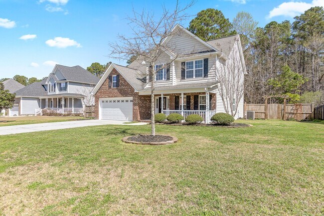 Building Photo - 907 Stagecoach Dr