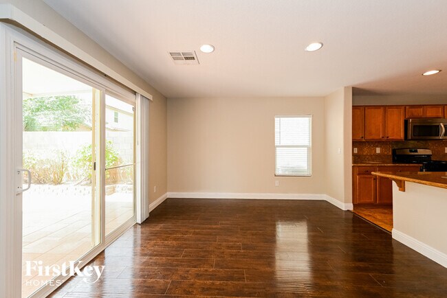 Foto del edificio - 7091 Leadville Peak Ave