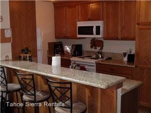 Foto principal - 1001 Commonwealth Dr