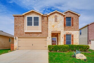 Building Photo - 11905 Fieldcrest Run
