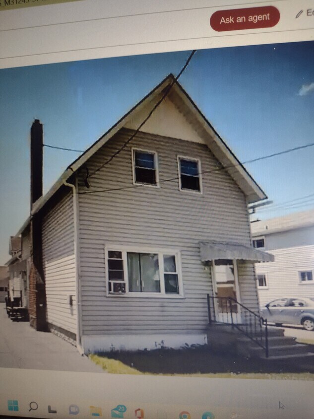 81 Dempster St Unit 1, Buffalo, NY 14206 Apartments in Buffalo, NY