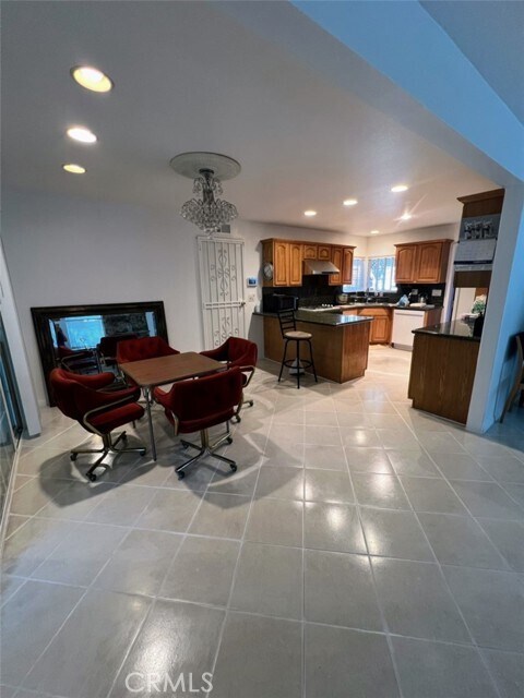 Foto del edificio - 14691 Ontario Dr