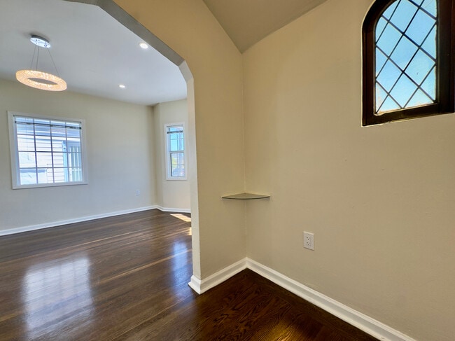 Building Photo - 1833 108th Ave