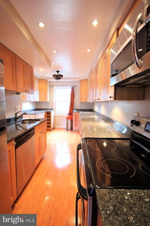 Foto del edificio - 6603 Forbush Ct