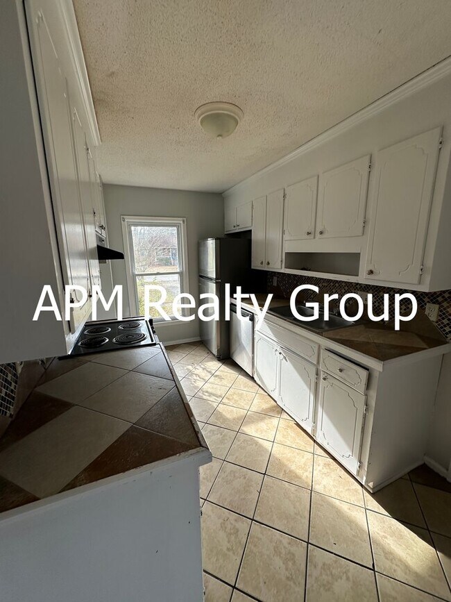 Foto del edificio - New Floors!