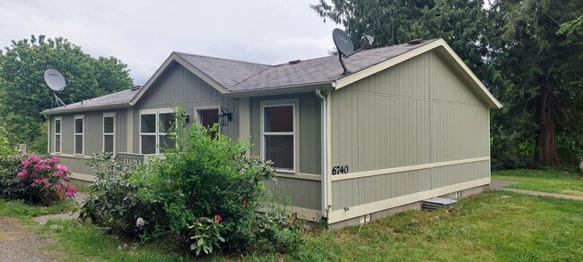 Foto del edificio - 6740 Greystone Ln