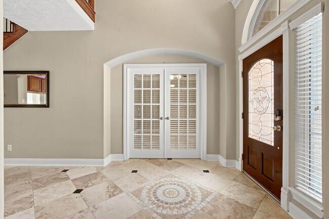 Foto del edificio - 2702 Pine tr