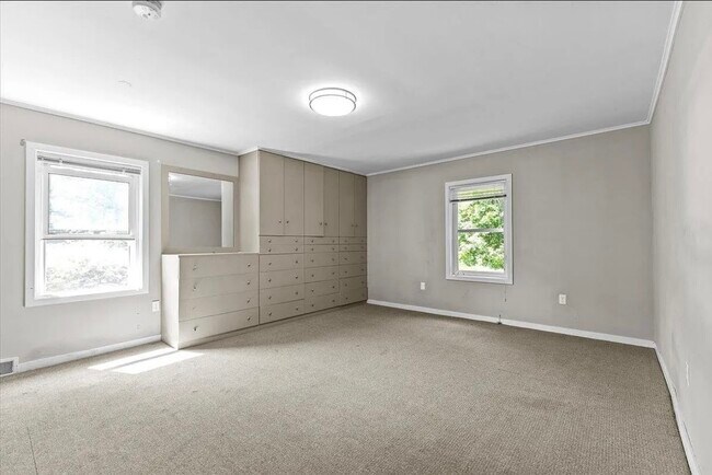 Building Photo - 50 Fletcher Pl