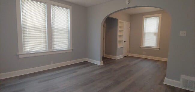 Foto del edificio - 4666 N 38th St