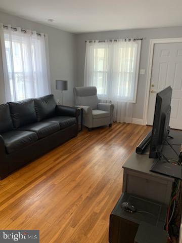 Building Photo - 27 Reamer Ave