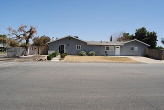 Building Photo - 10429 Enger St