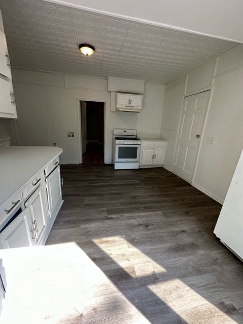 Building Photo - 513 Averill Ave