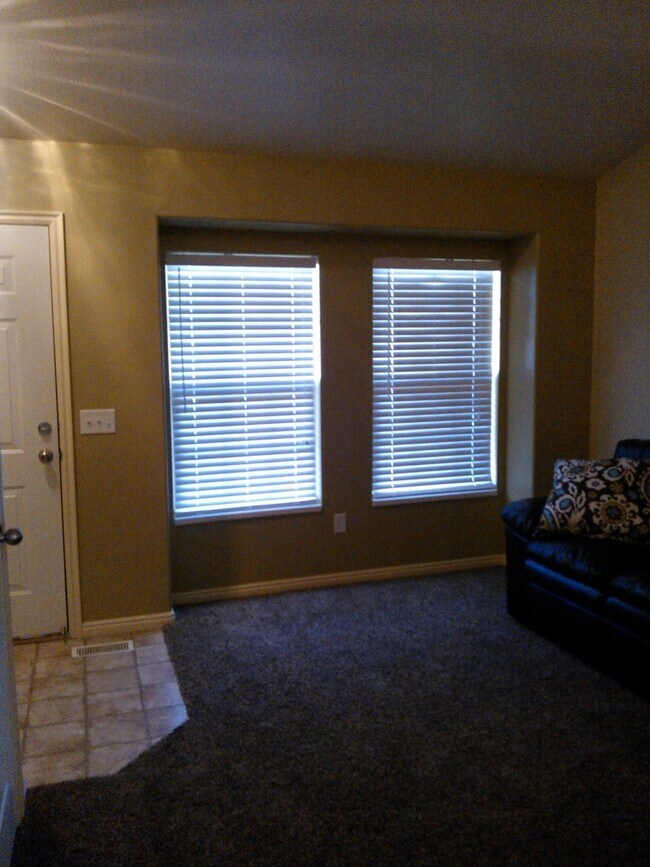 Foto del edificio - Beautiful  Home in Clinton for Rent