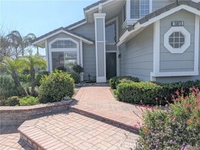 Building Photo - 15073 Cornflower Ct