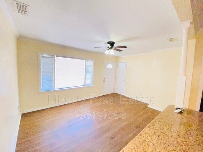 Foto del edificio - 414 Patton Rd