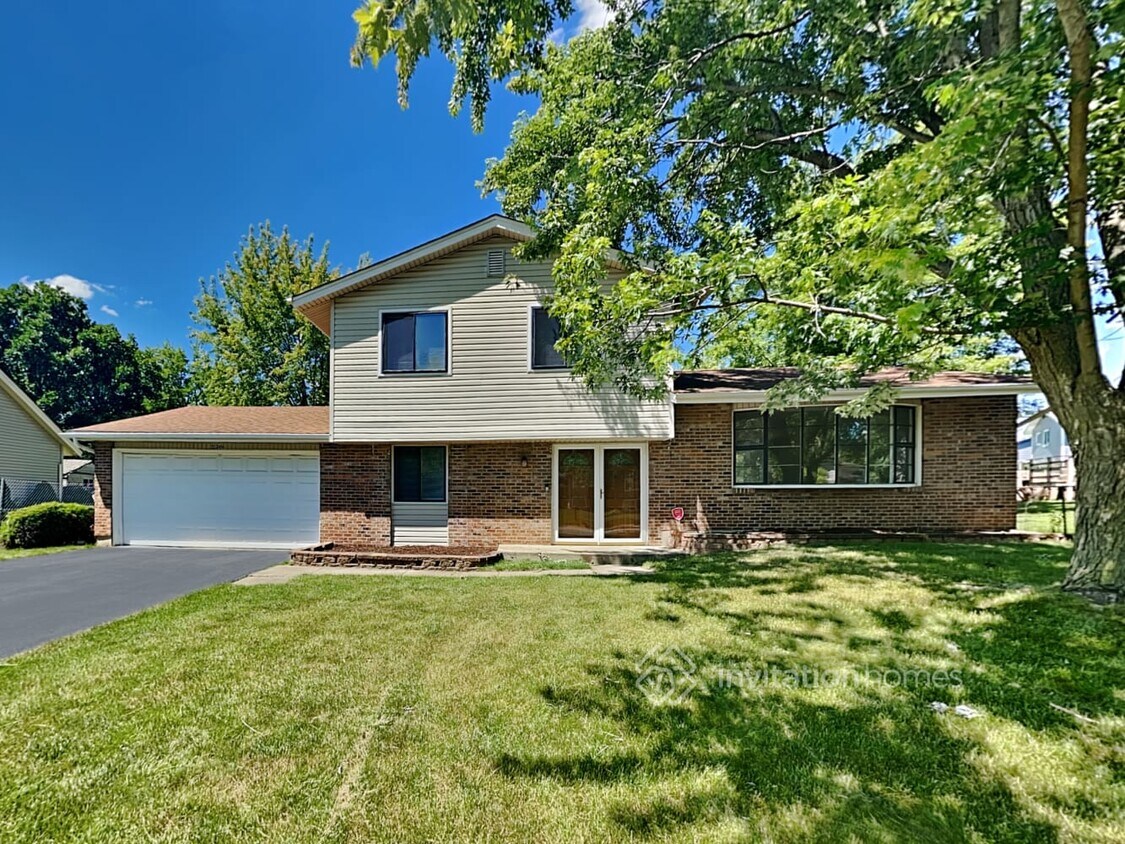 Foto principal - 230 Charlotte Ln