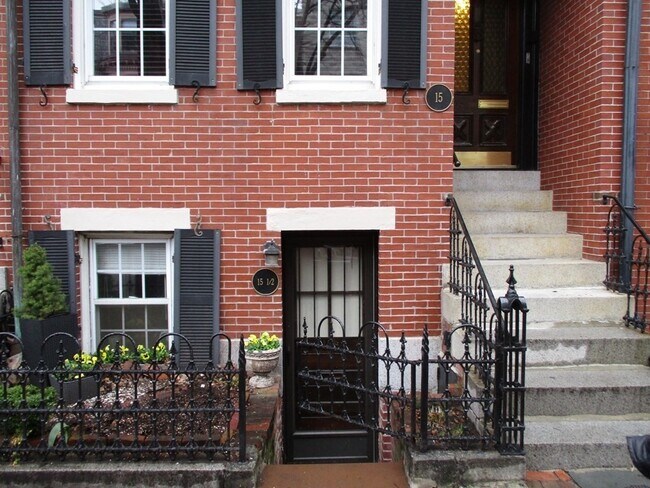 Building Photo - 15 Appleton St