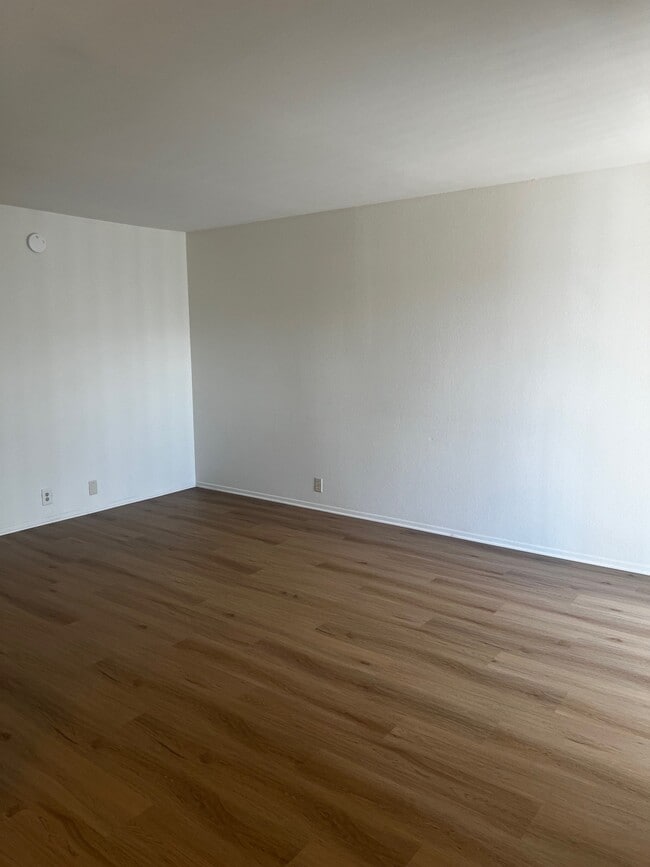 Foto del edificio - 1132 Meta St