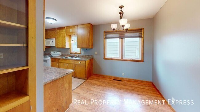 Foto del edificio - 2200 W 39th St