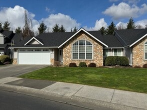 Building Photo - 2225 James Cir