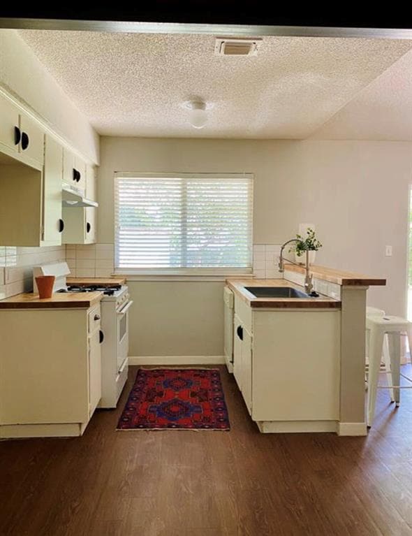 Foto del edificio - 6109 Glen Meadow Dr