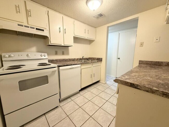 Foto del edificio - 1625 42nd St