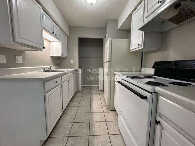 Foto del edificio - 403a Woodhenge