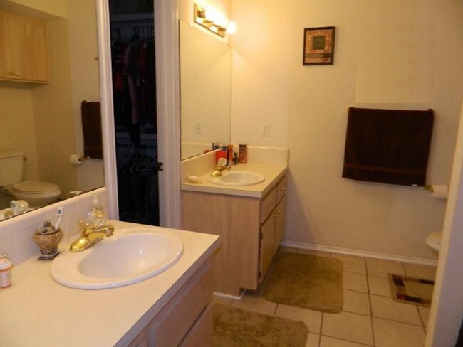 Foto del edificio - 4408 SW Parkway Dr