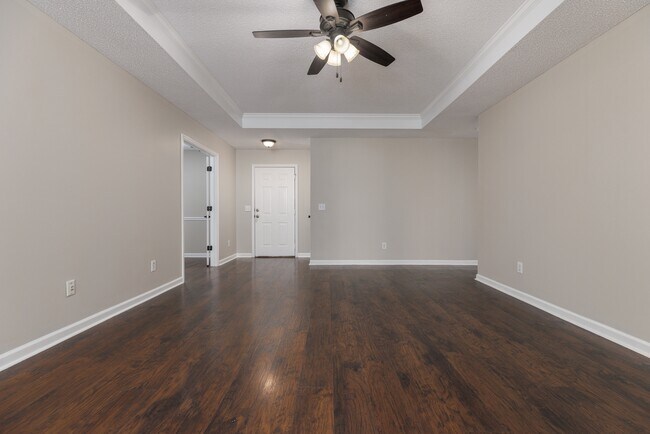 Foto del edificio - 102 Bordeaux Ln