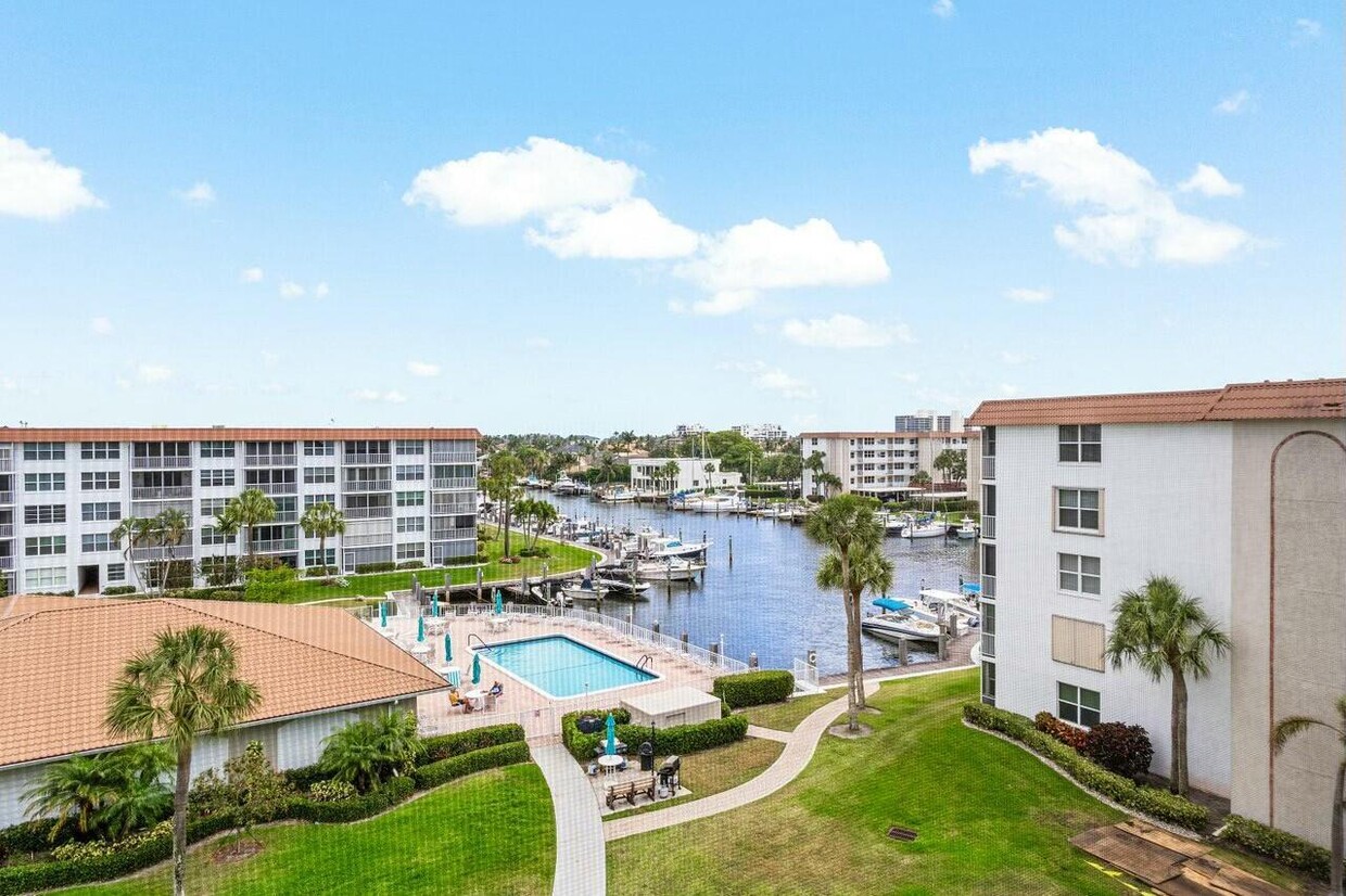 Foto principal - 2525 Florida Blvd