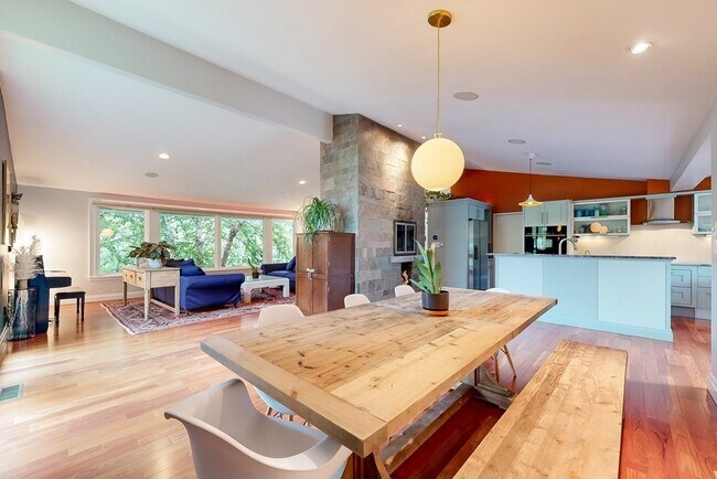 Foto del edificio - 17 Rachel Rd