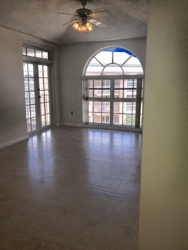 Foto del edificio - 1280 S Alhambra Cir